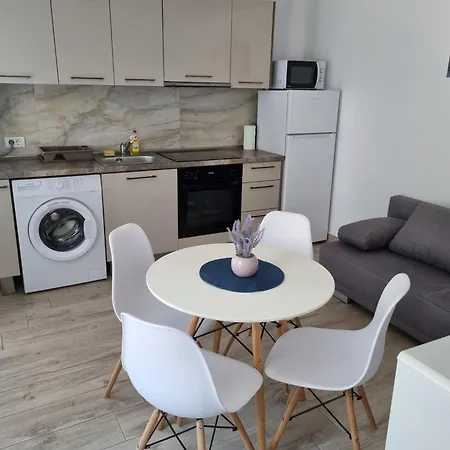 Apartment Sonia 2 La Curte *